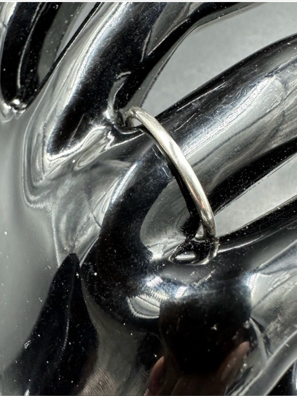 Silpada Sterling Silver Fine Band Ring Sz 7 925